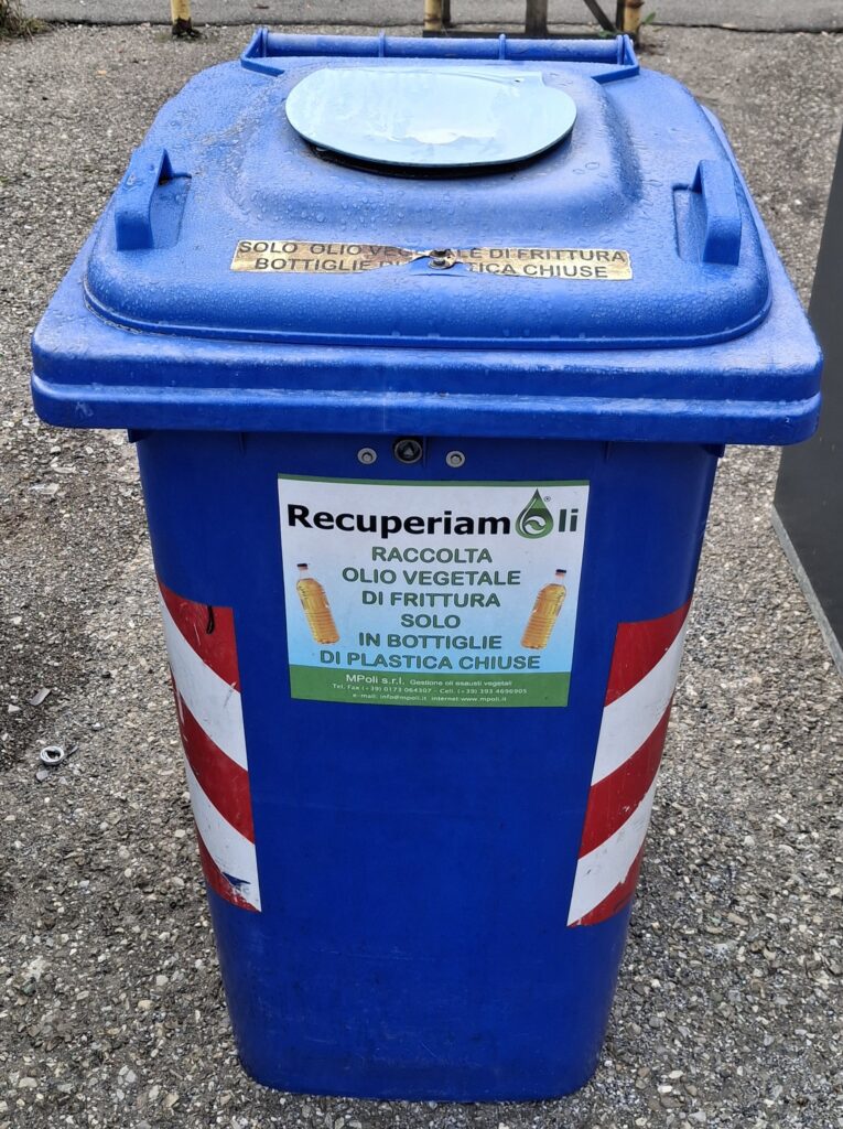 Contenitore oli esausti